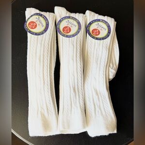 Jefferies Socks Classic White Cable Knit Knee High Girl’s Socks